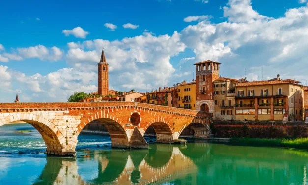 Verona romantica e low cost: itinerario di due giorni per coppie tra storia, panorami e sapori autentici